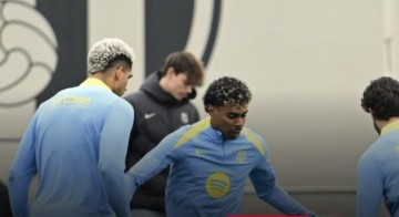 世预赛赛事直播app下载-世体：巴萨完成国王杯赛前最后一练，汤米-马克斯加入合练